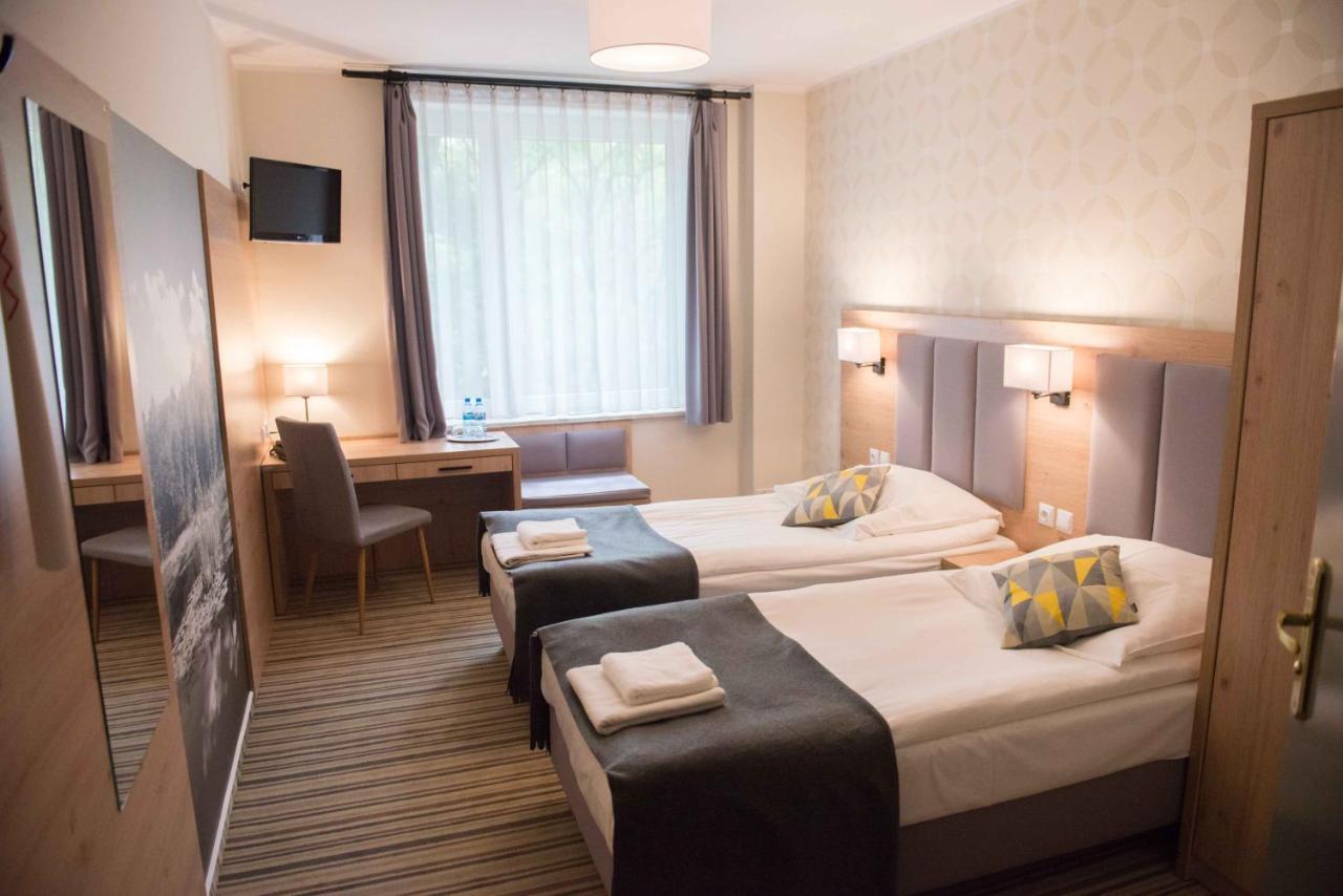Hotel Ossowski 스바르체데즈 외부 사진