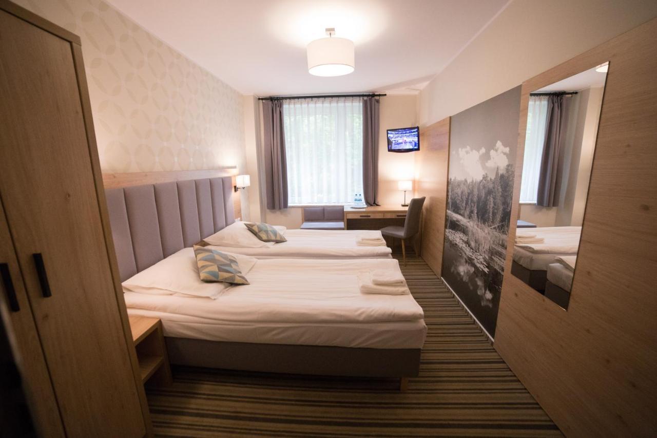 Hotel Ossowski 스바르체데즈 외부 사진